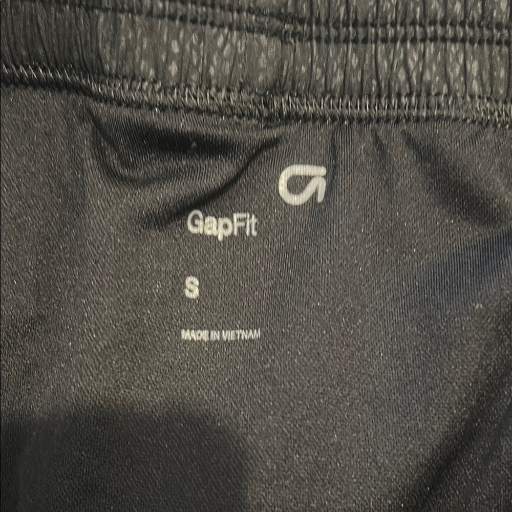 Gap Black Patterned Athletic Shorts - image 3